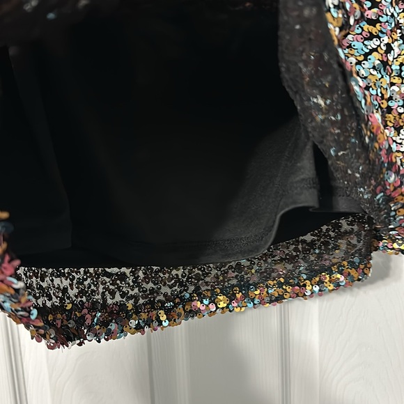 Reitmans Sequin Mini Skirt - Picture 3 of 3